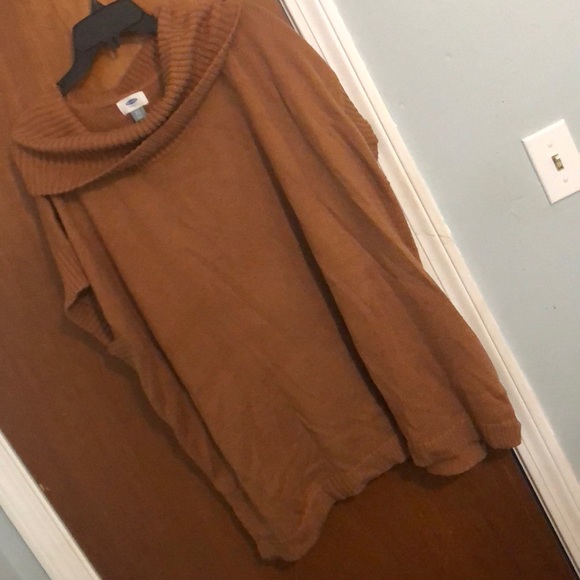 Old navy tan cowl neck long sweater. Worn once! - Picture 2 of 5